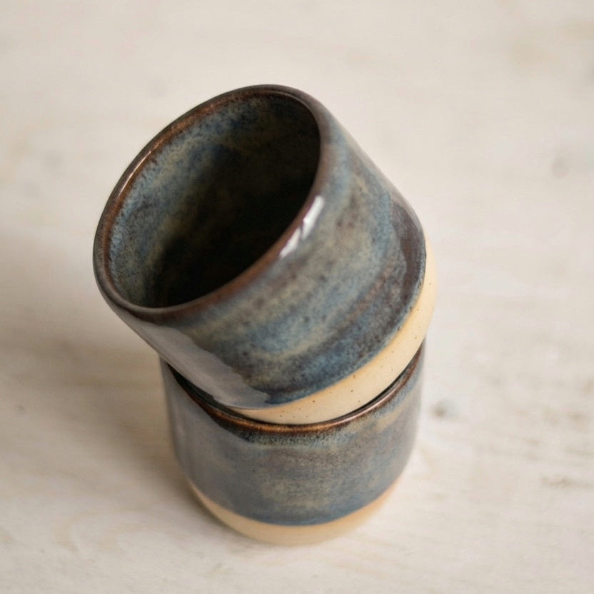 keramické kalíšky, ručně vyráběná keramika, kalíšky na espresso, keramika na kávu, handmade keramika, keramické hrnky malé