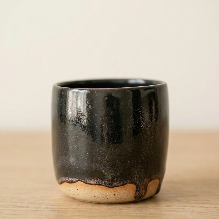 keramické kalíšky, ručně vyráběná keramika, kalíšky na espresso, keramika na kávu, handmade keramika, keramické hrnky malé