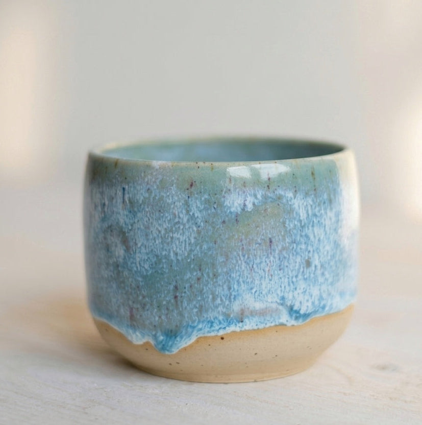 keramické kalíšky, ručně vyráběná keramika, kalíšky na espresso, keramika na kávu, handmade keramika, keramické hrnky malé