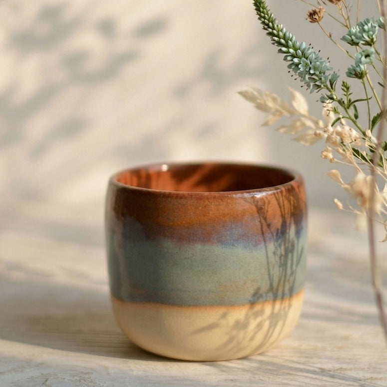 keramické kalíšky, ručně vyráběná keramika, kalíšky na espresso, keramika na kávu, handmade keramika, keramické hrnky malé